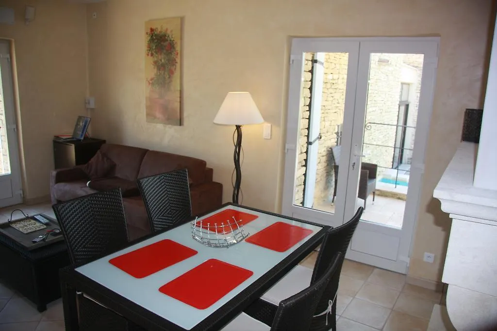 Les Pres De Gordes Villa 0*,